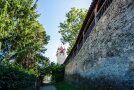 Turm auf einem Weg